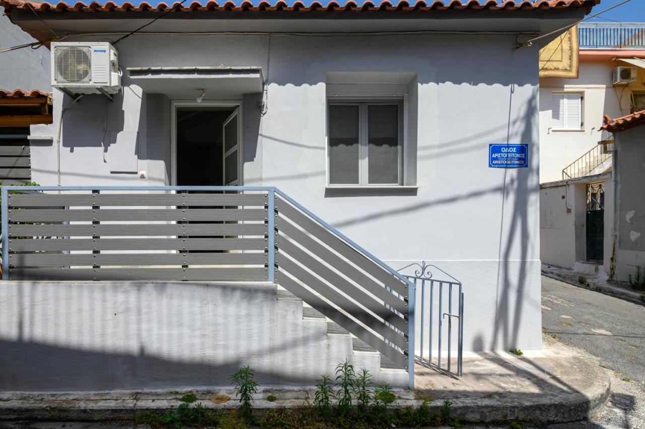 Ferienwohnung Zen Hut Kalamata Exterior foto
