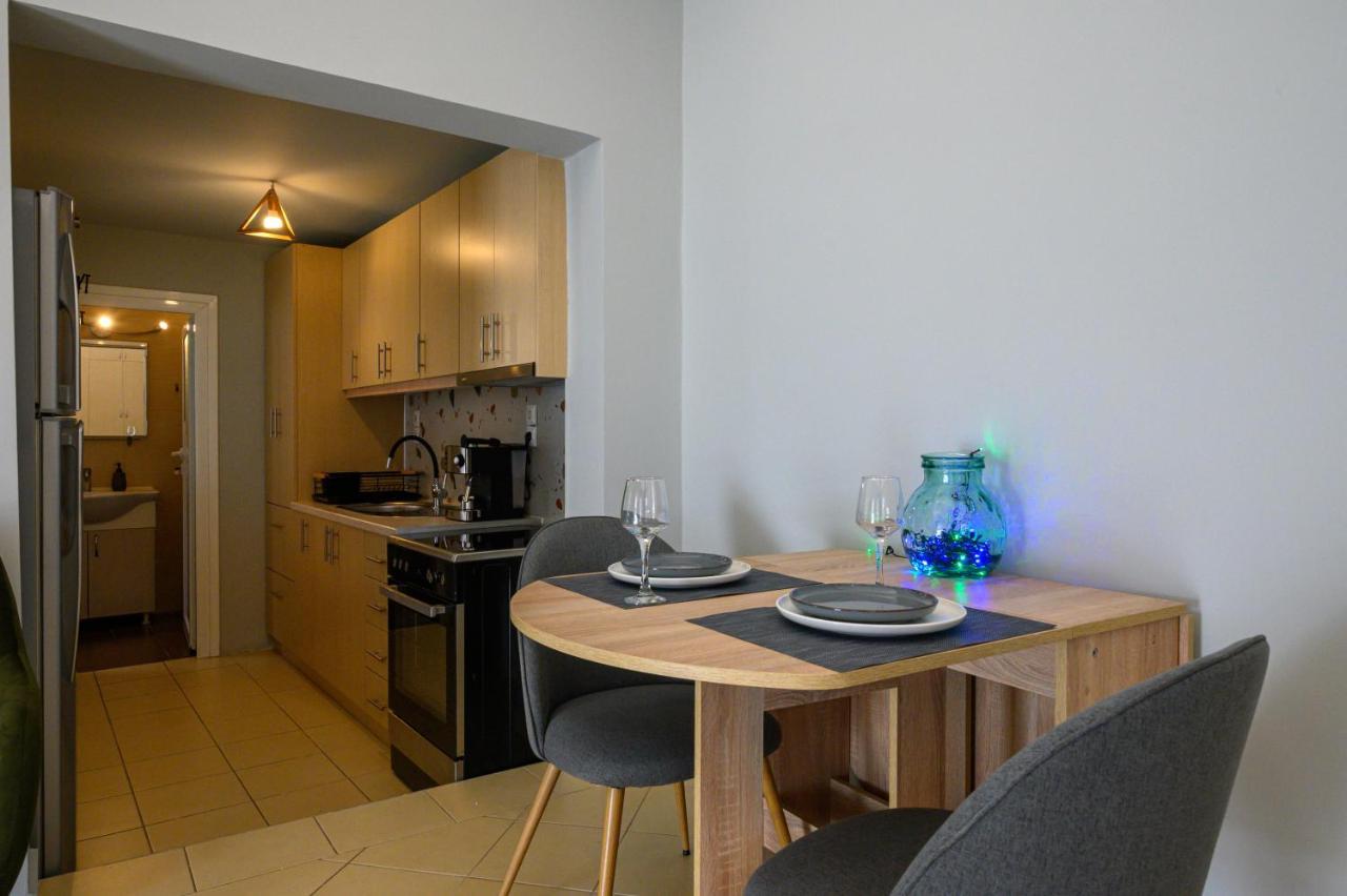 Ferienwohnung Zen Hut Kalamata Exterior foto